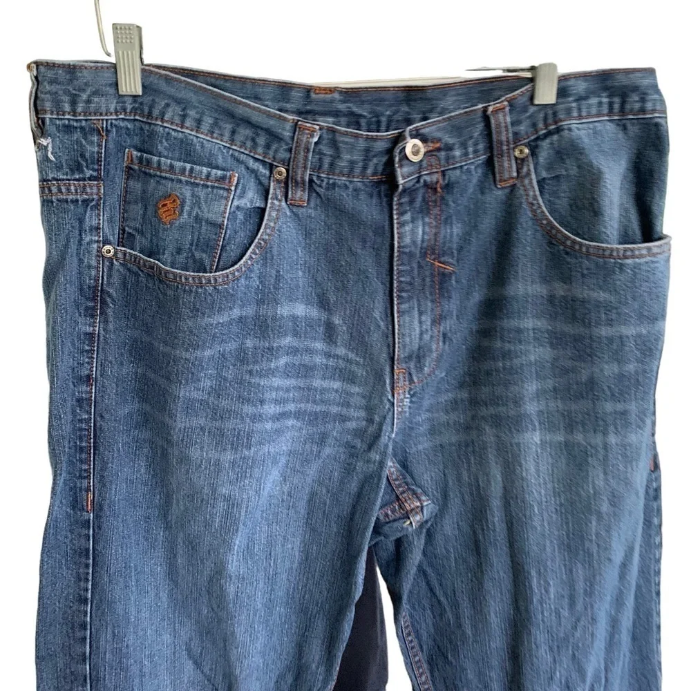Men’s Rocawear Denim Blue Jeans Size 38 Embroidered